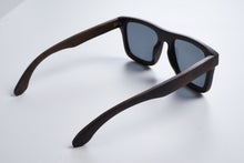 Load image into Gallery viewer, Bewell wooden sunglasses, polarized sunglasses, engraved sunglasses, wood sunglasses
