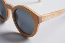 Load image into Gallery viewer, wood sunglasses, engraved sunglasses, bewell sunglasses
